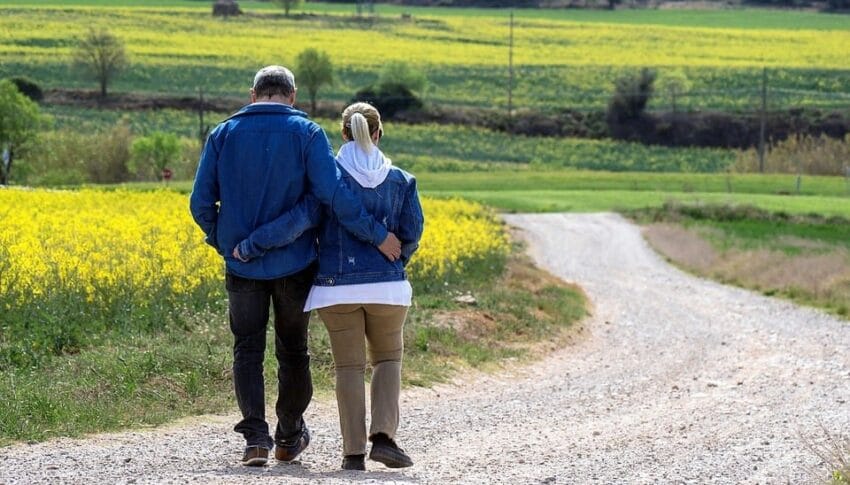 Private vs. Public Health Insurance: Finding the Affordable Choice for You